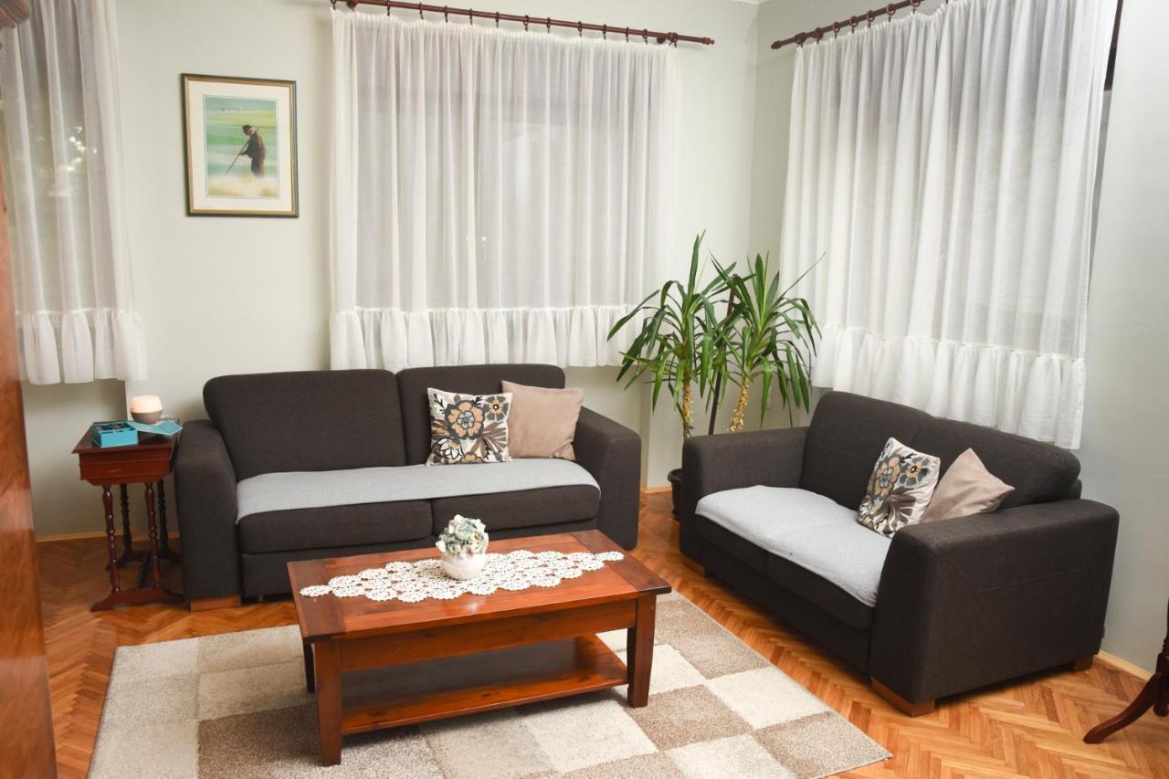 Apartman Woolf Senta Экстерьер фото